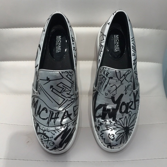 Michael Kors Keaton Leather Slip On Sneakers, 5.5 - Picture 5 of 9